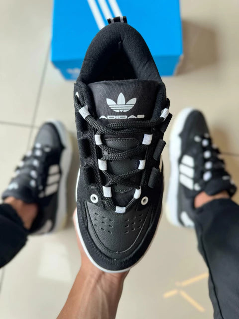Adi2000 Preto/Branco Premium