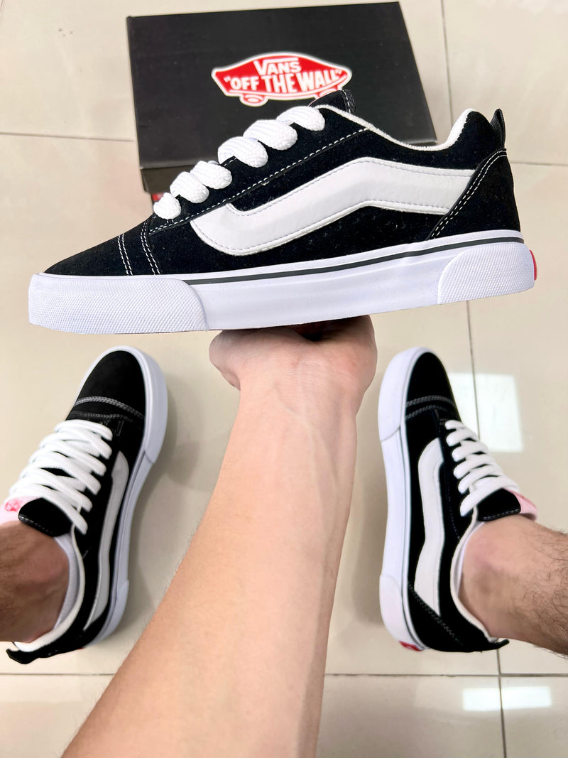 V@ns KINU School Preto/Branco Premium
