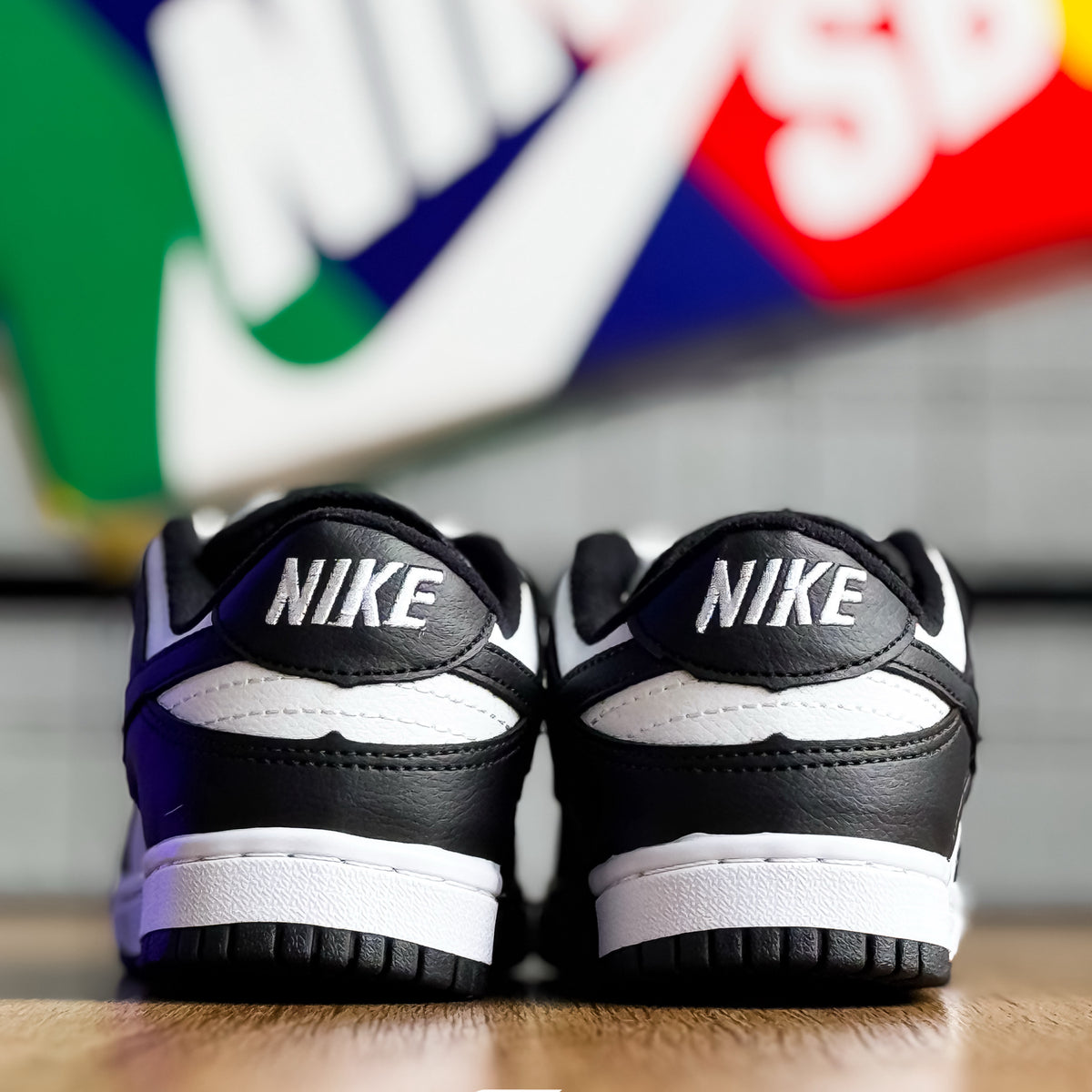 Dunk Low Branco/Preto Infantil