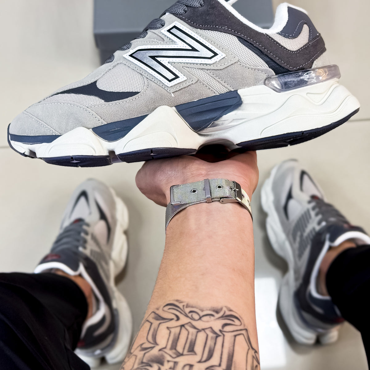 NB 9060 Cinza Premium