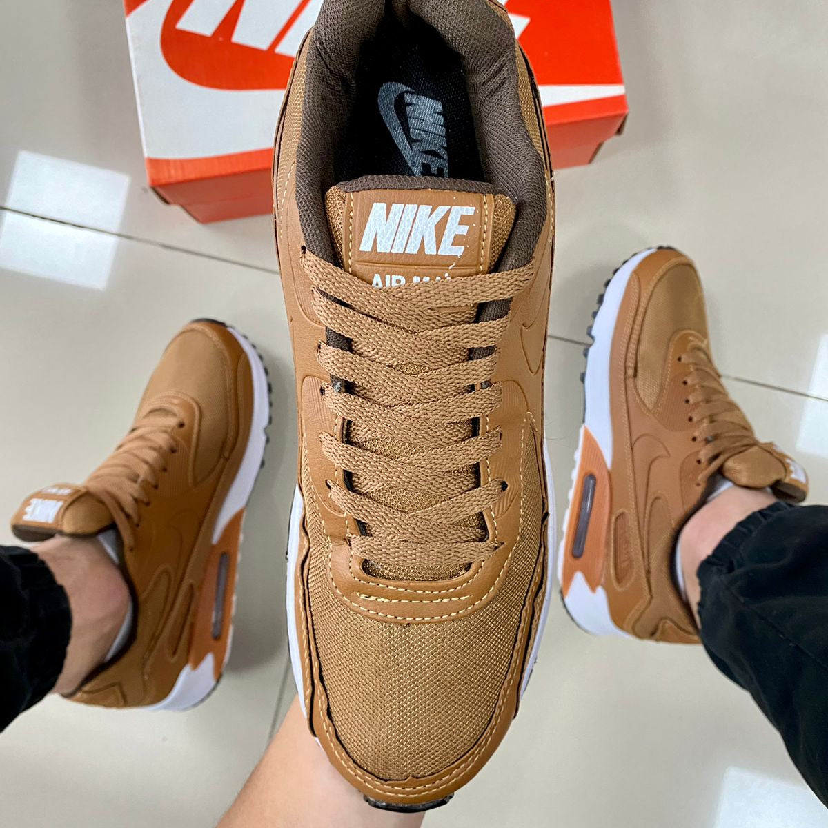 Air Max 90 Marrom