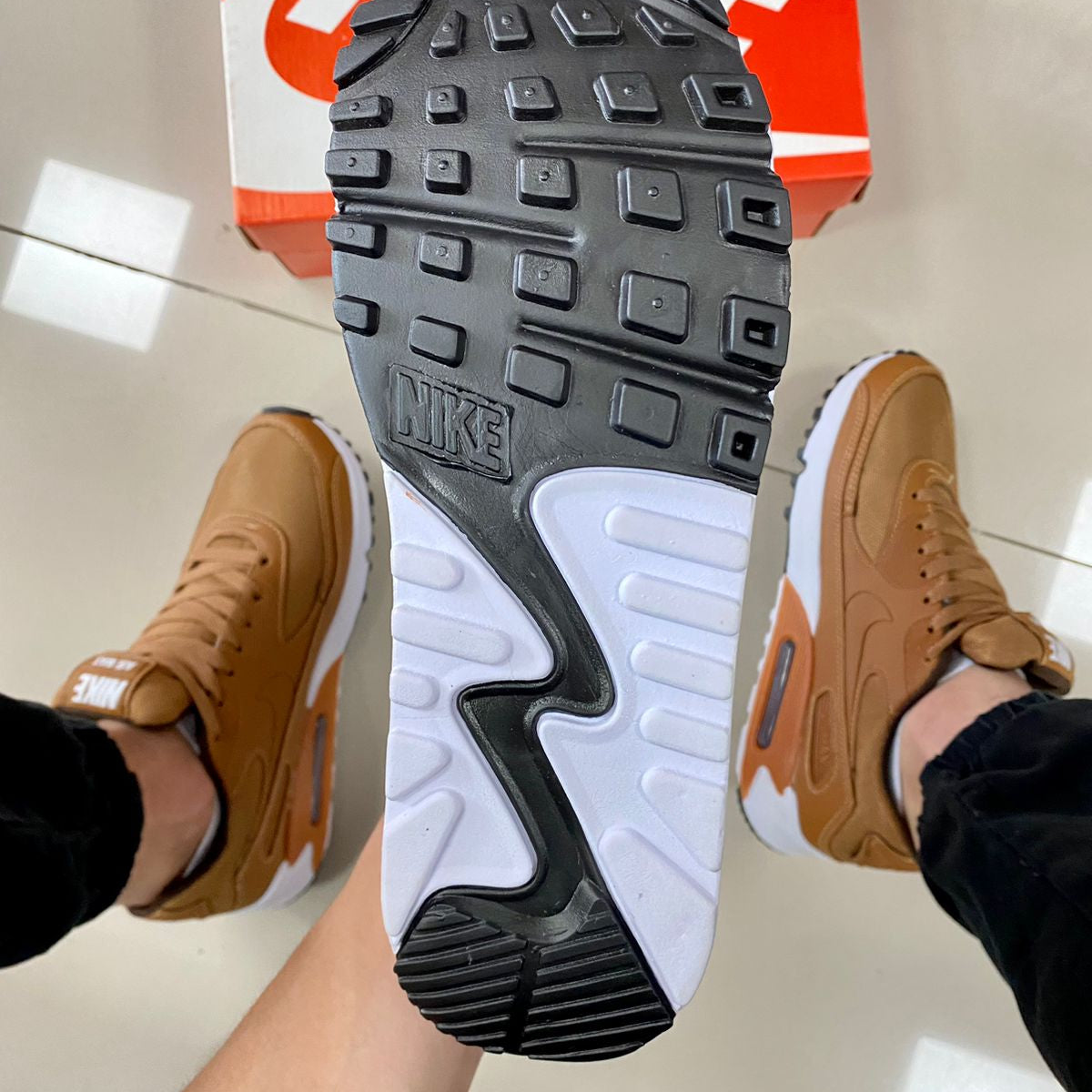 Air Max 90 Marrom