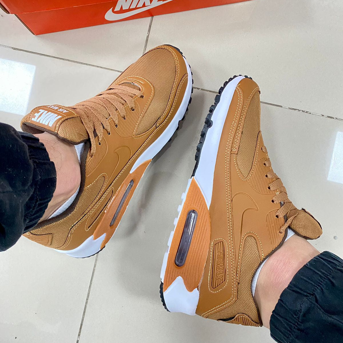Air Max 90 Marrom