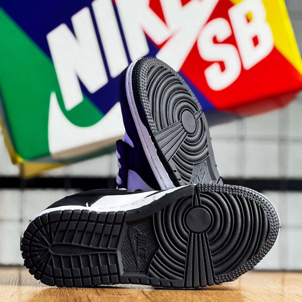 Dunk Low Branco/Preto Infantil