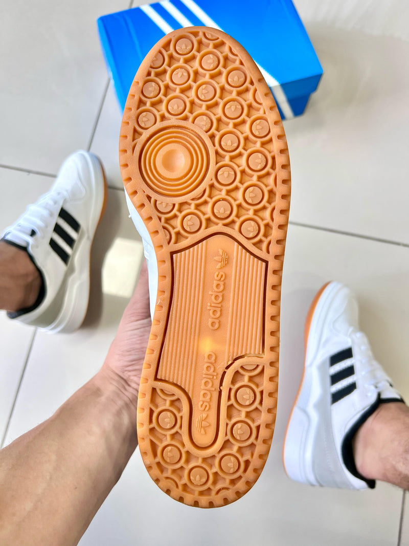 Forum Branco/Caramelo Premium