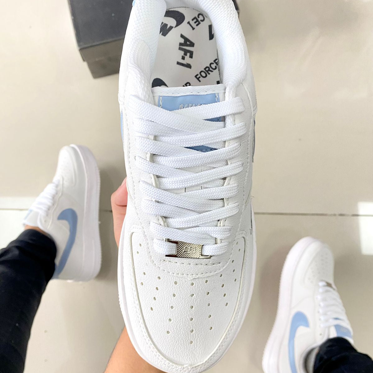 Air Force 1 Branco/Azul Celeste Premium