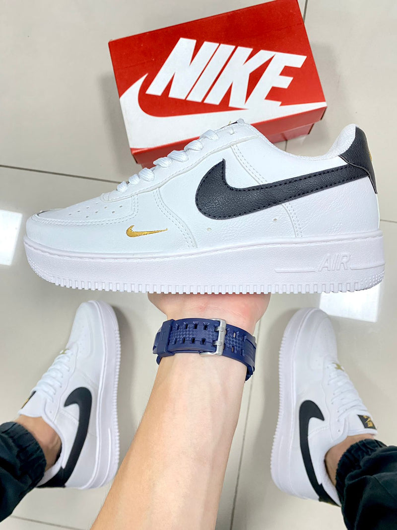 Air Force 1 Branco/Preto