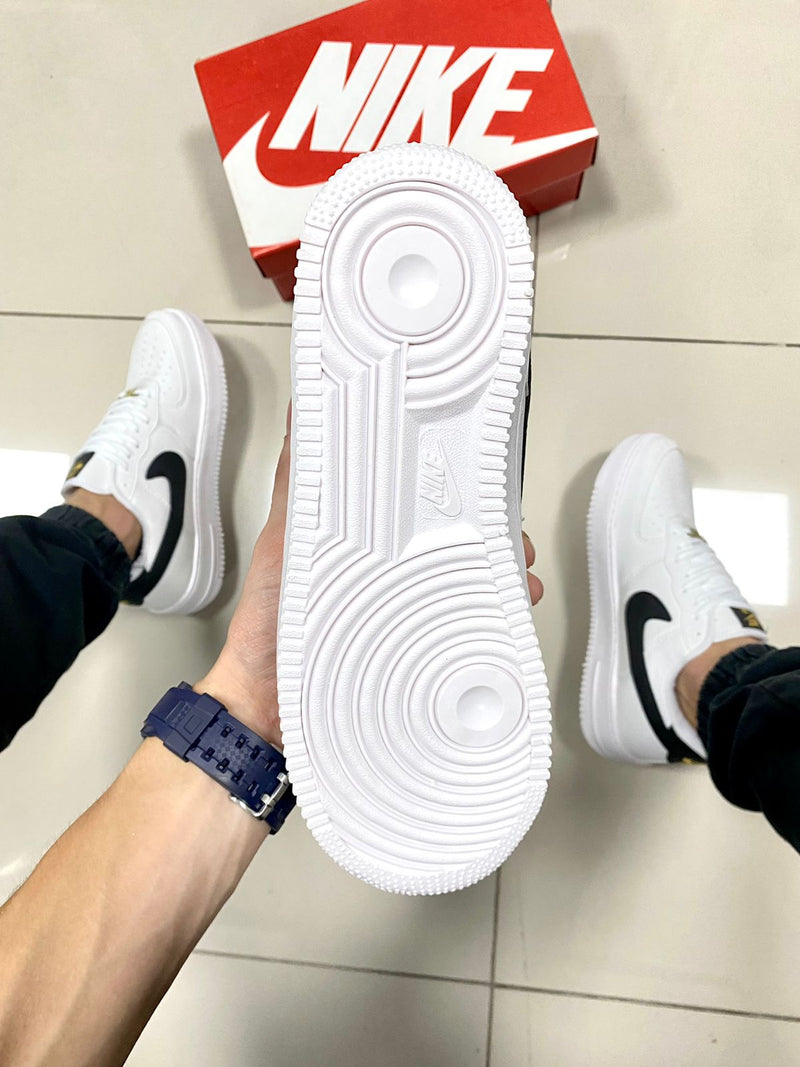 Air Force 1 Branco/Preto