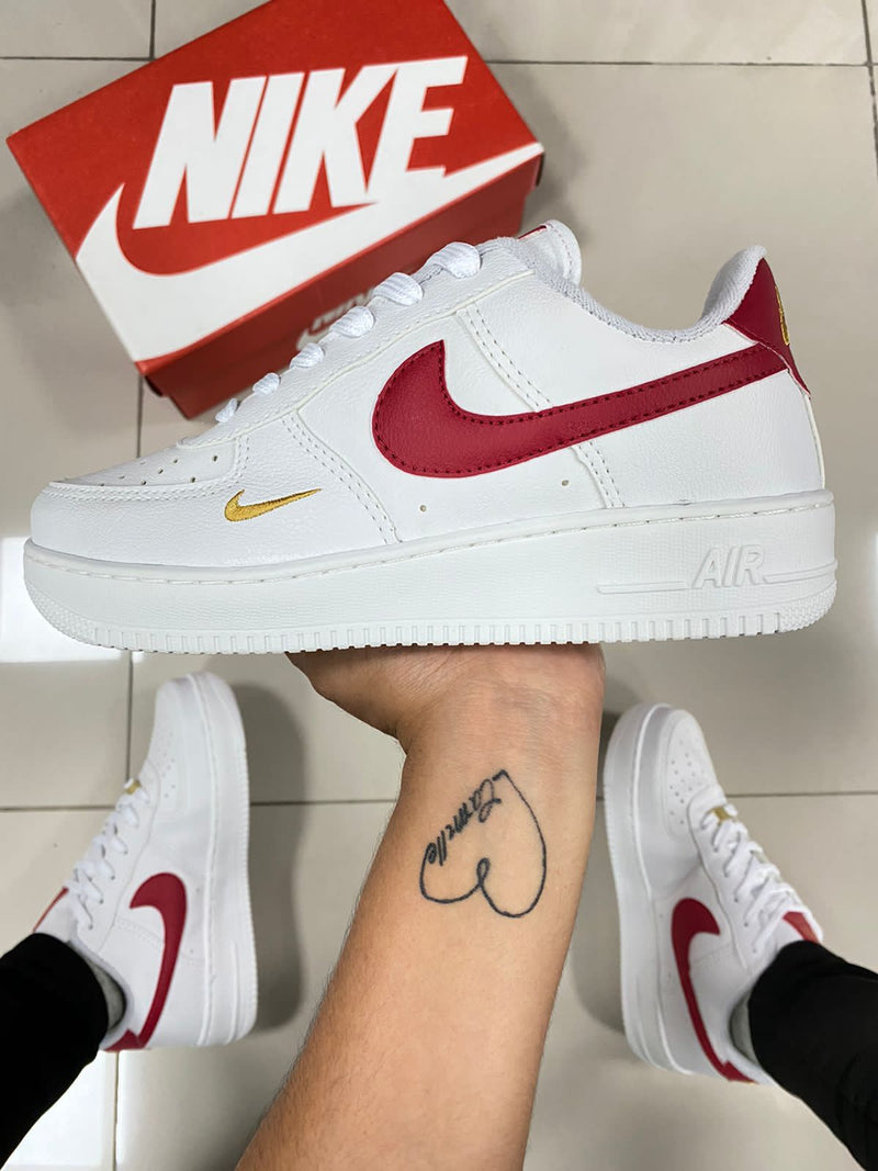 Air Force 1 Branco/Vermelho Premium