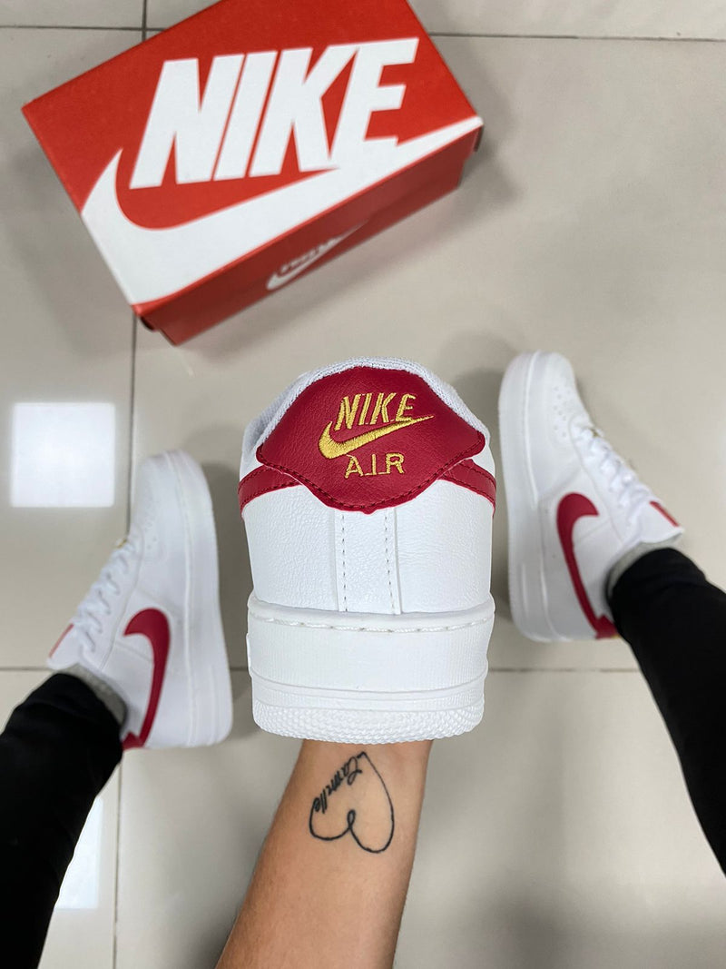 Air Force 1 Branco/Vermelho Premium