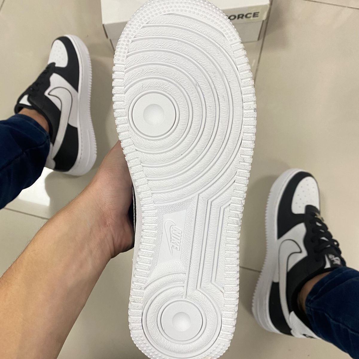 Air Force 1 Preto/Branco Premium
