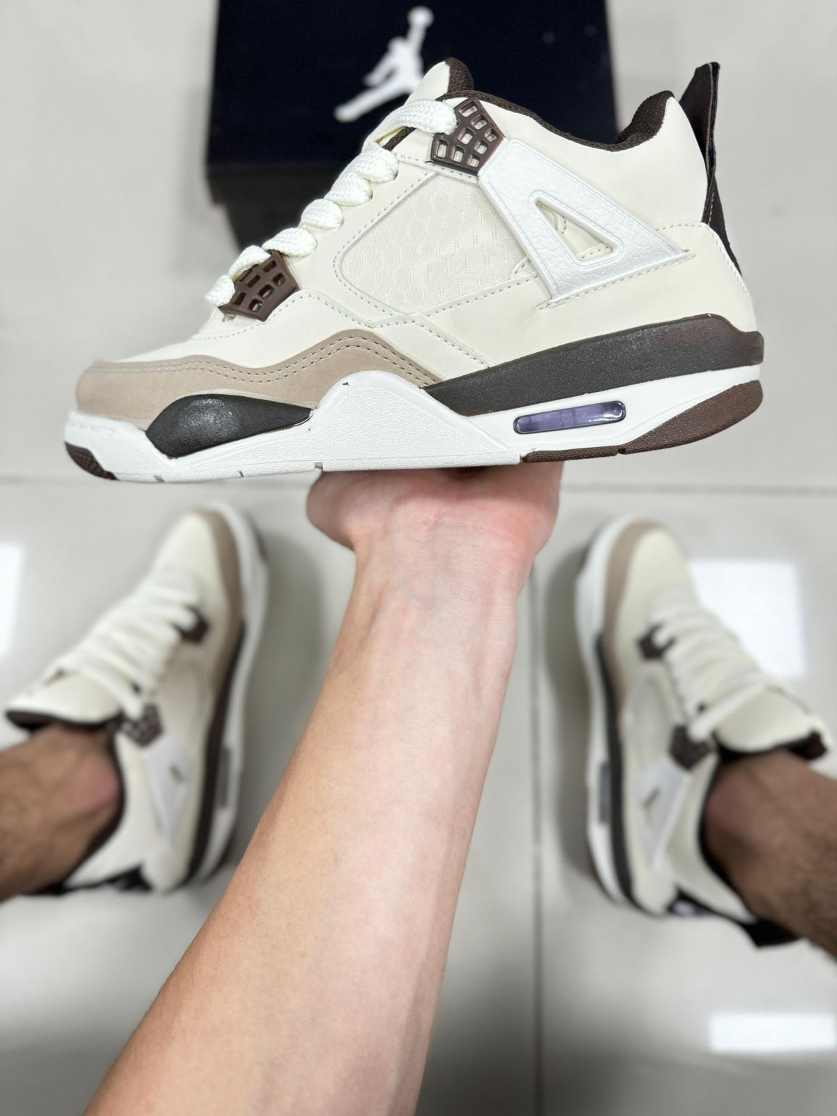 Air Jordan 4 Bege/Marrom Premium