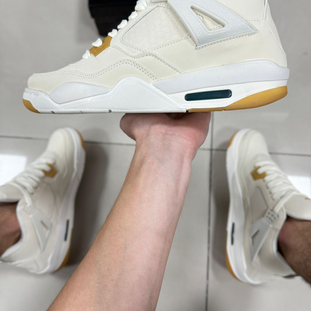 Air Jordan 4 Off White Premium