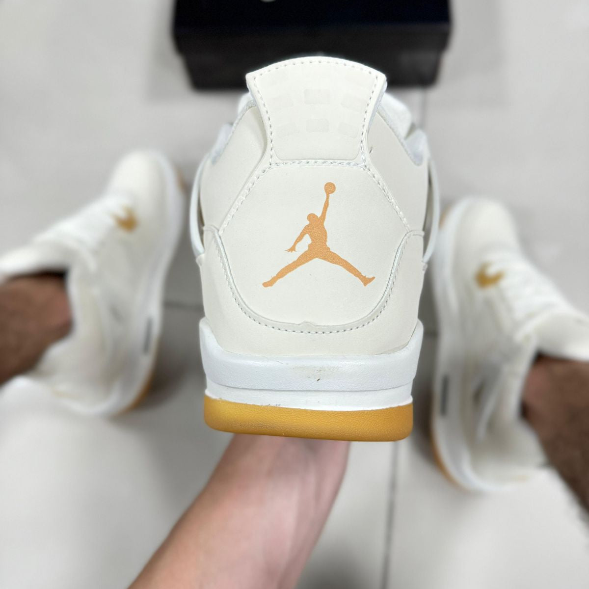 Air Jordan 4 Off White Premium