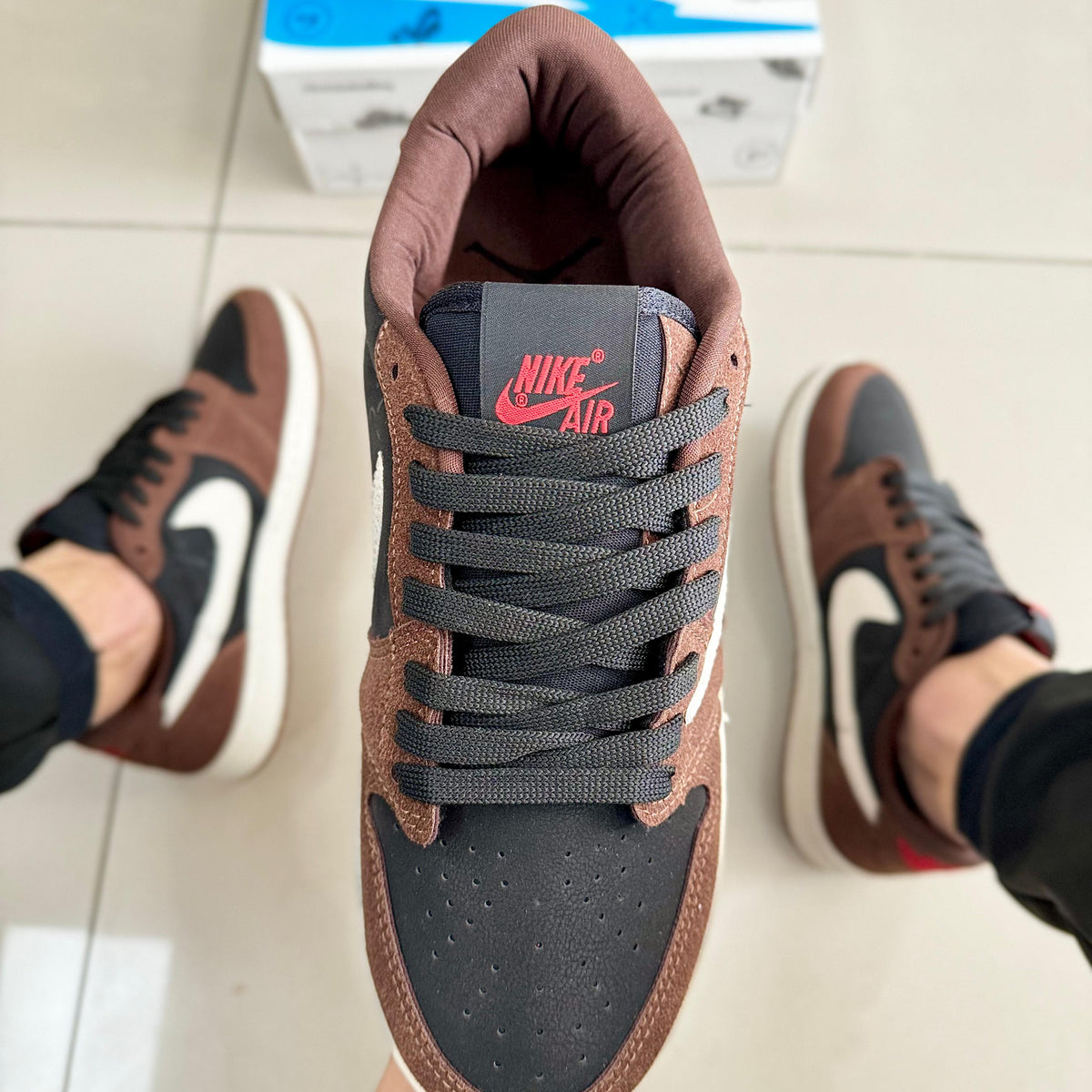 Air Jordan Low Travis Dark Mocha Premium