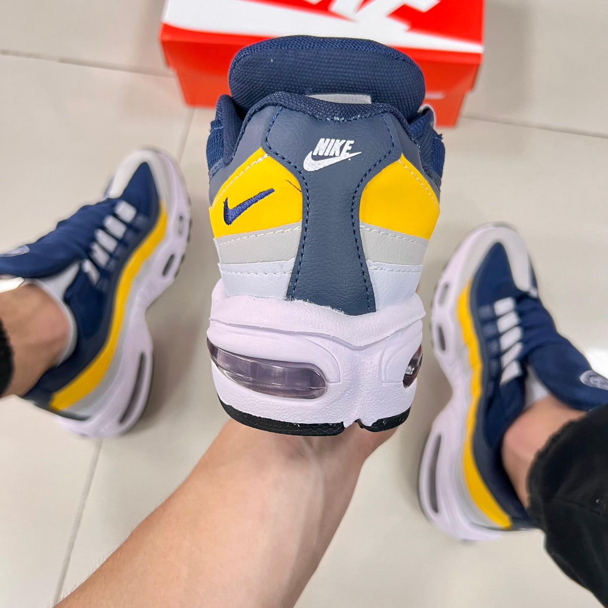 Air Max 95 Amarelo/Cinza/Azul