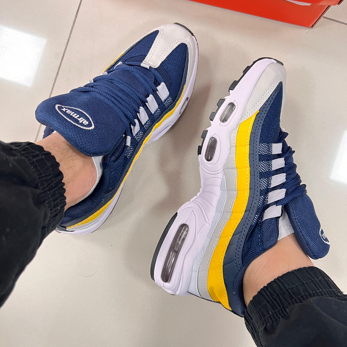 Air Max 95 Amarelo/Cinza/Azul