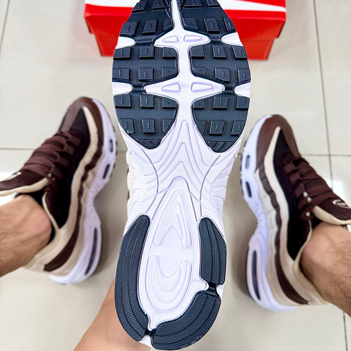 Air Max 95 Bege/Marrom