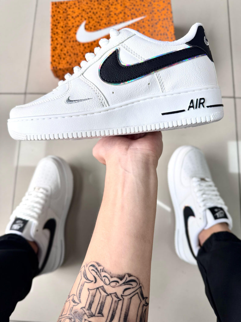 Air Force 1 Holográfico Branco/Preto Premium