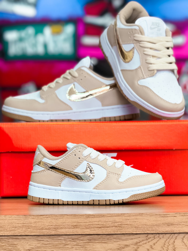 Dunk Low Dourado Infantil