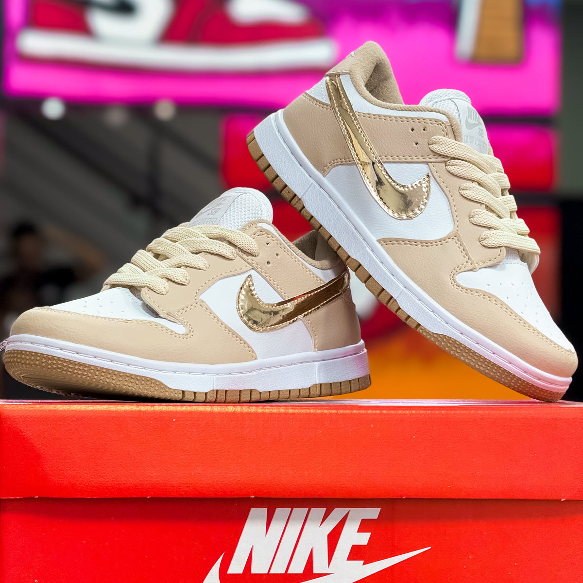 Dunk Low Dourado Infantil