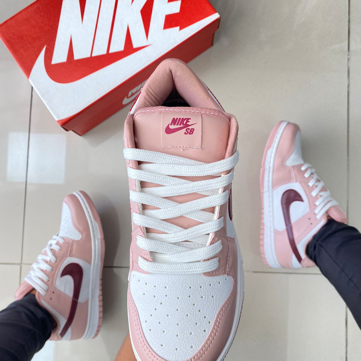 Dunk Low Nude/Vinho Premium