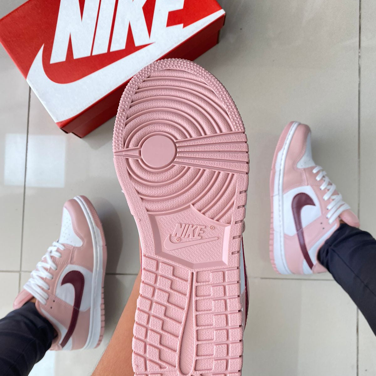 Dunk Low Nude/Vinho Premium