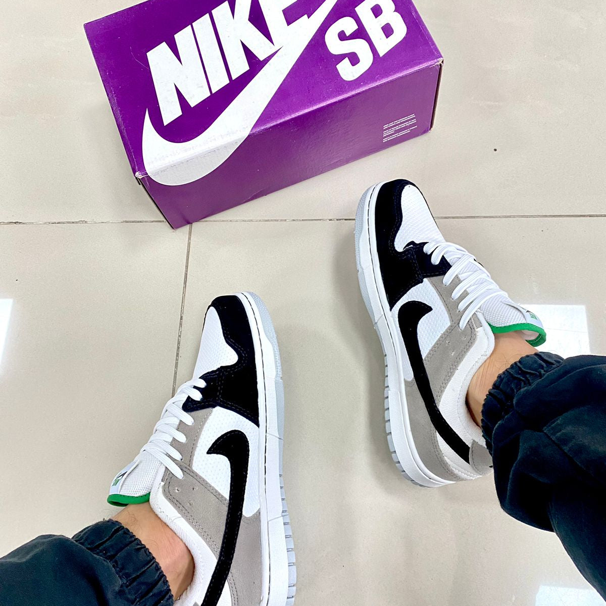 Dunk Low Preto/Cinza Premium