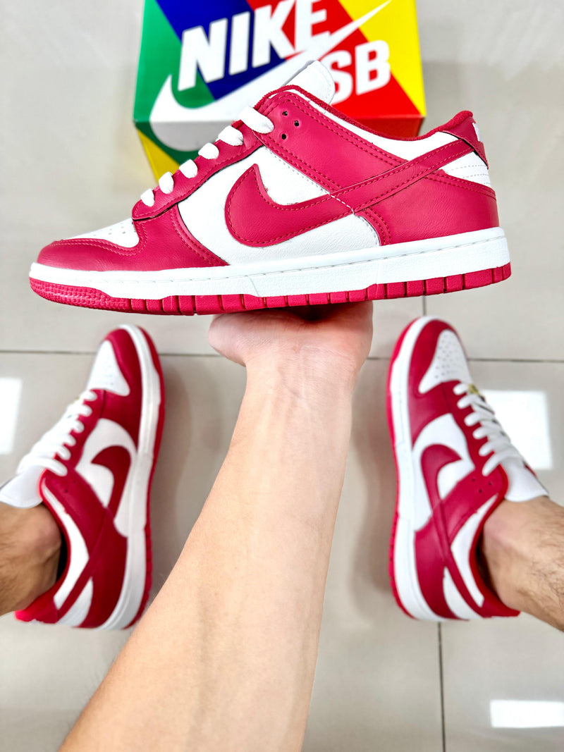 Dunk Low Branco/Vermelho