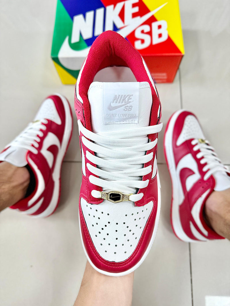 Dunk Low Branco/Vermelho