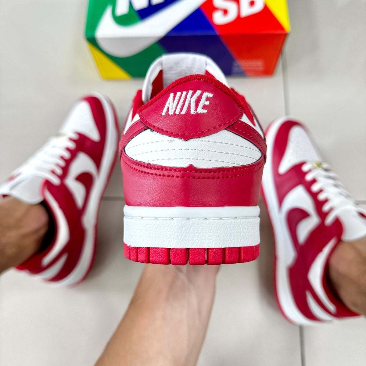 Dunk Low Branco/Vermelho