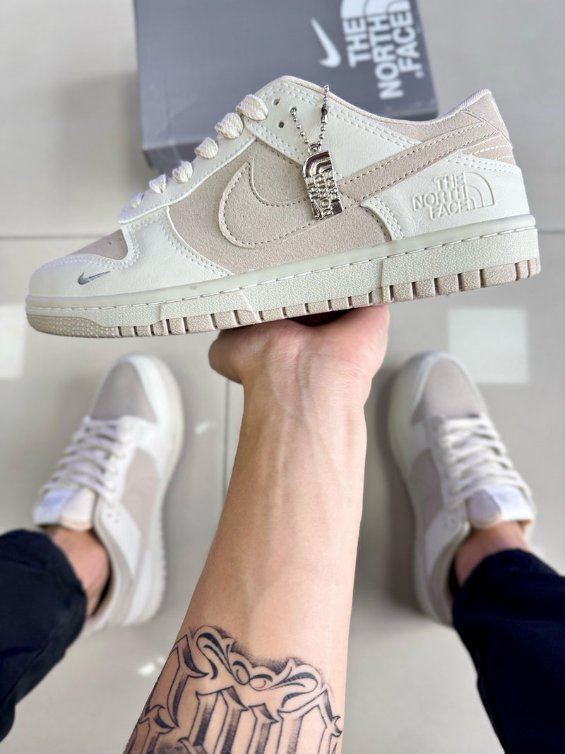 Dunk Low Bege Premium