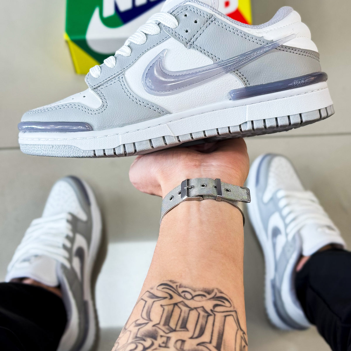 Dunk Low Twist Branco/Cinza