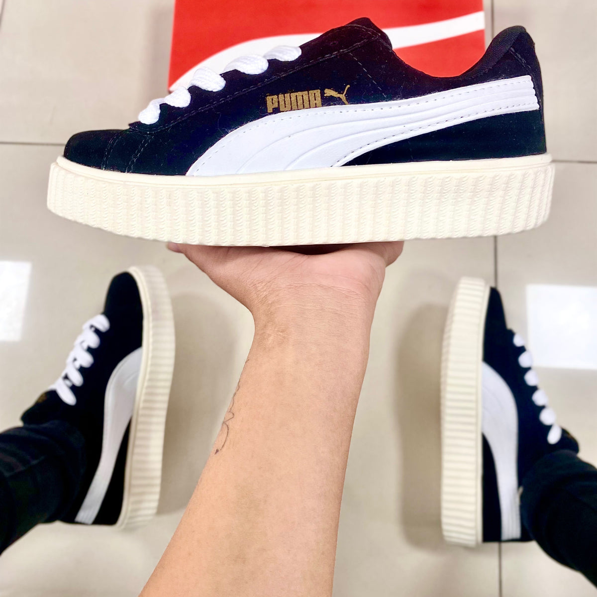 Fenty Preto/Branco