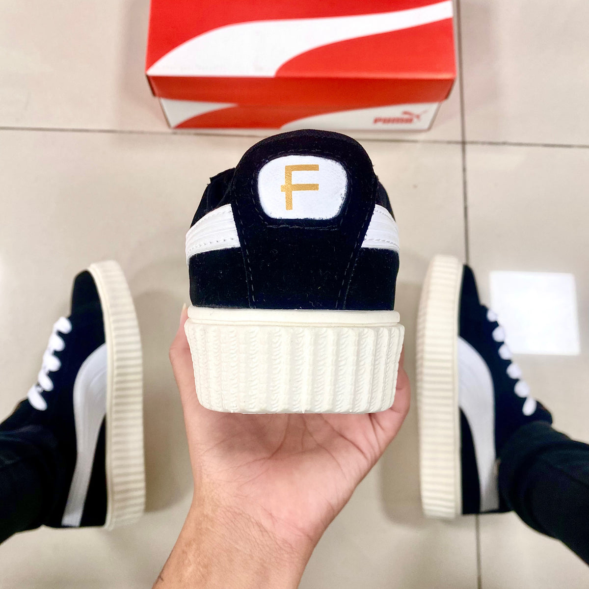 Fenty Preto/Branco