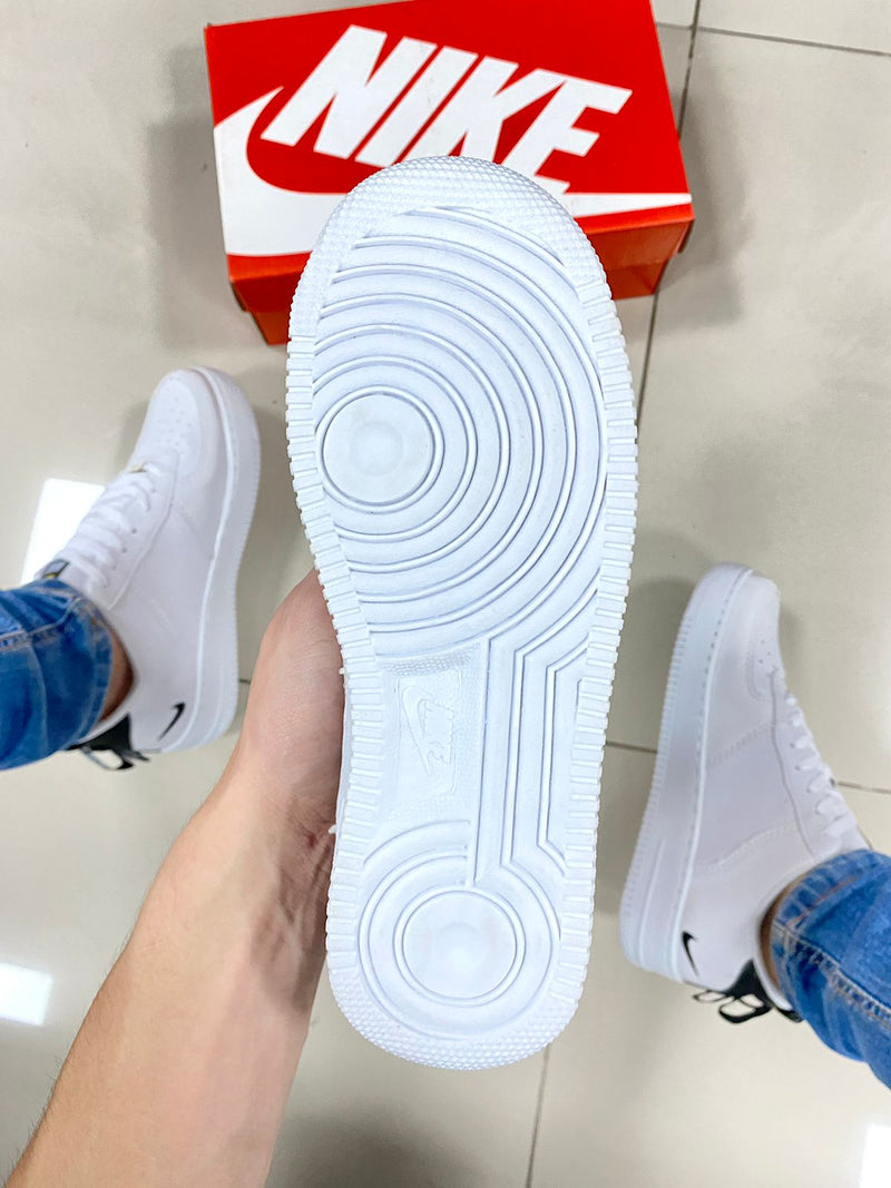 Air Force 1 Branco/Preto