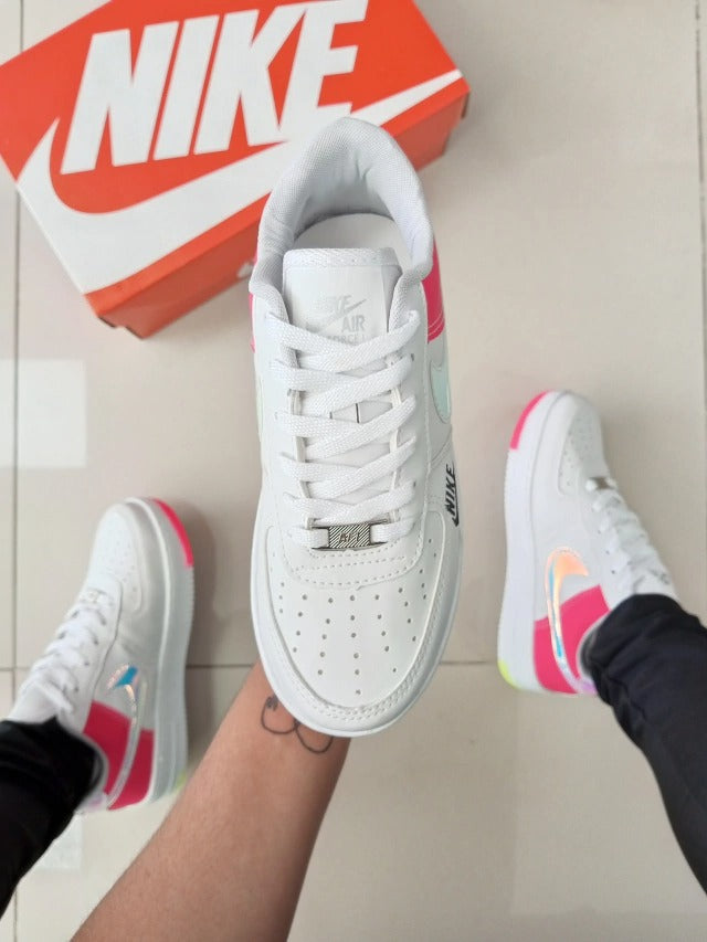 Air Force 1 Holográfico Branco/Rosa