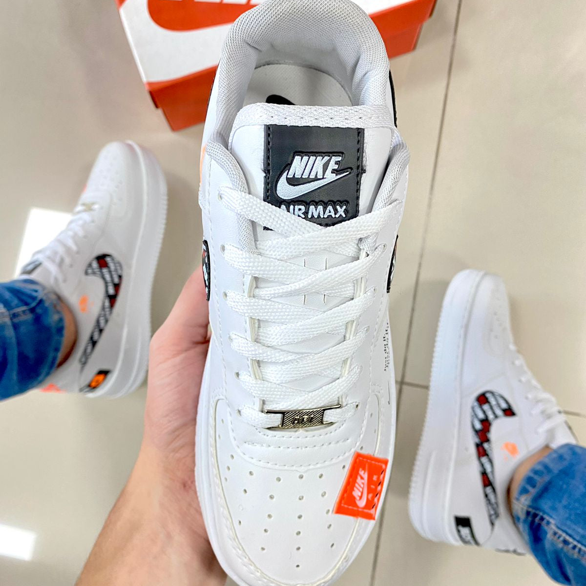 Air Force 1 Just Do It Branco/Laranja