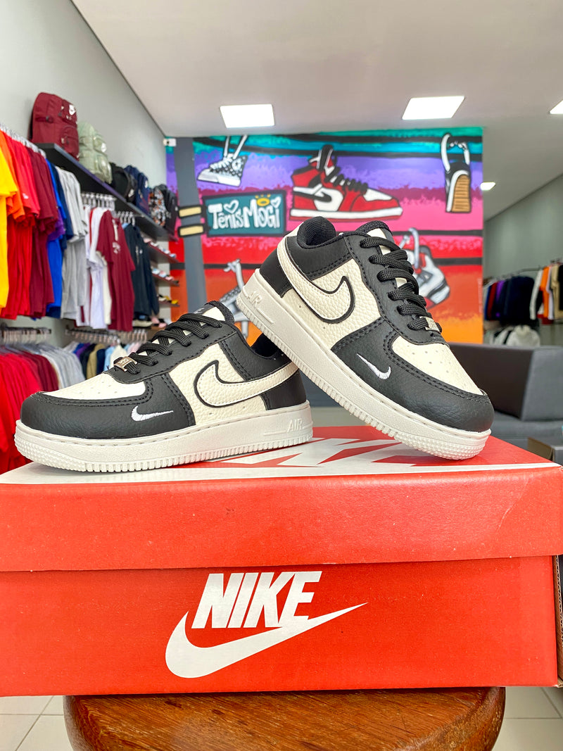Air Force 1 Bege/Preto Infantil
