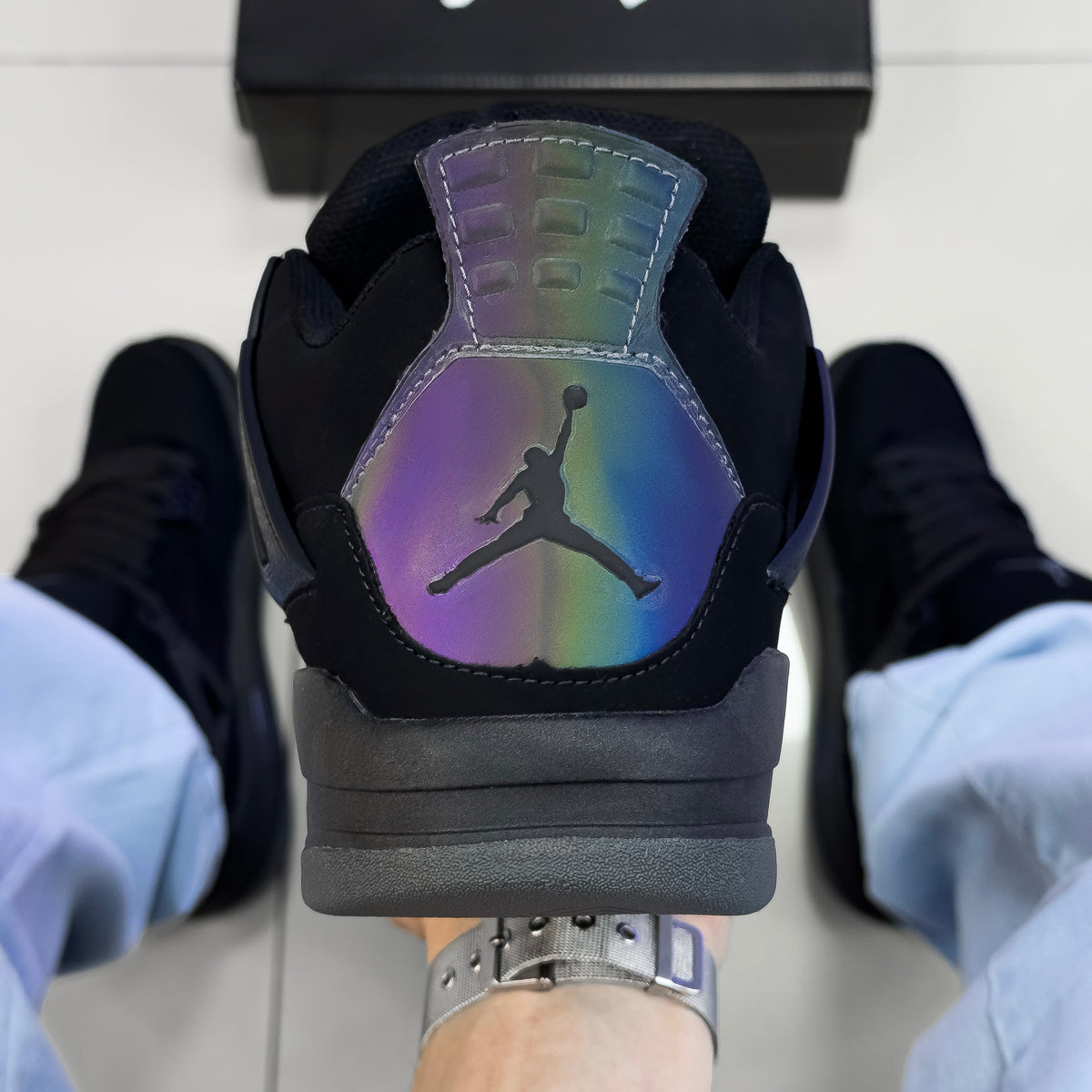 Air Jordan 4 Preto/Holográfico Premium