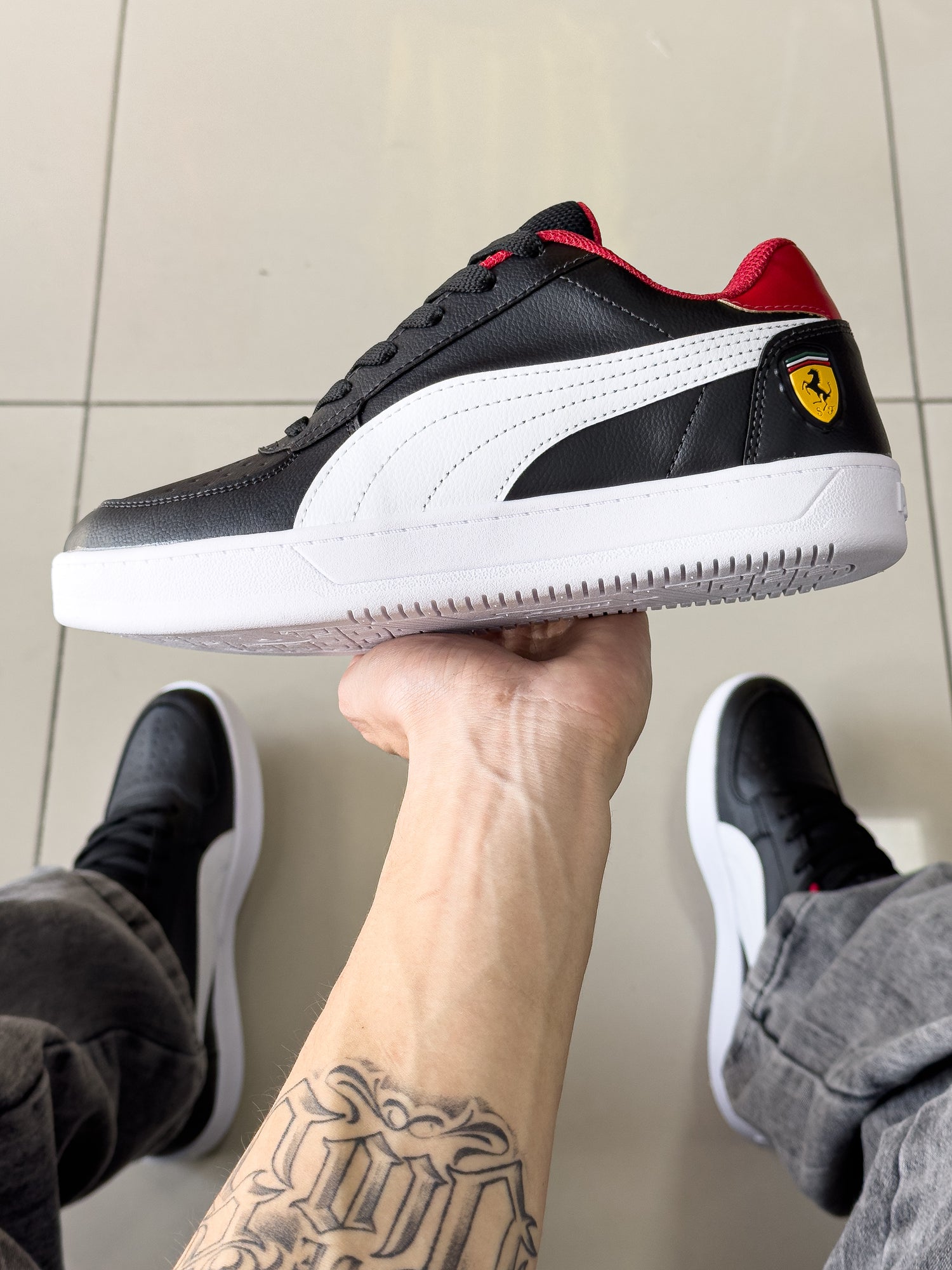 PM Ferrari Premium
