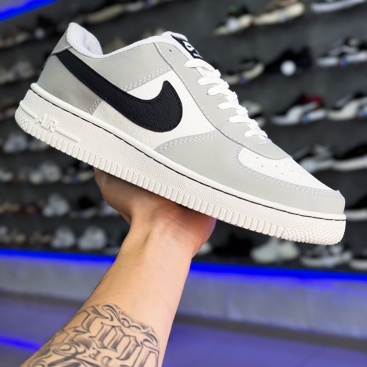 Air Force 1 Branco/Cinza Especial Premium