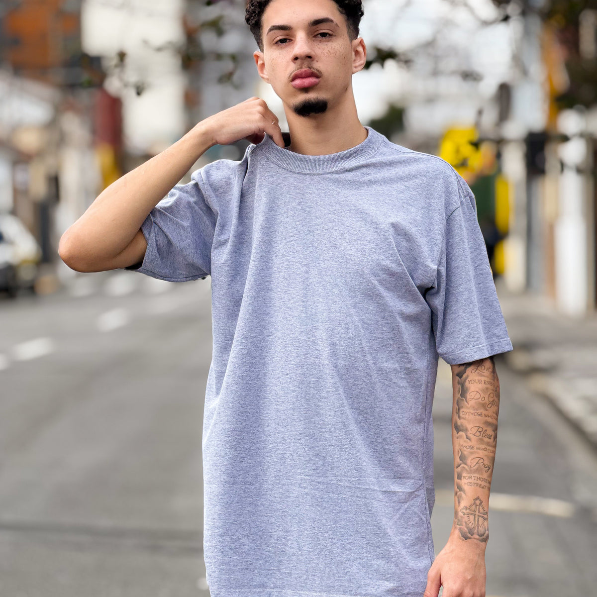 Camiseta Oversized Cinza