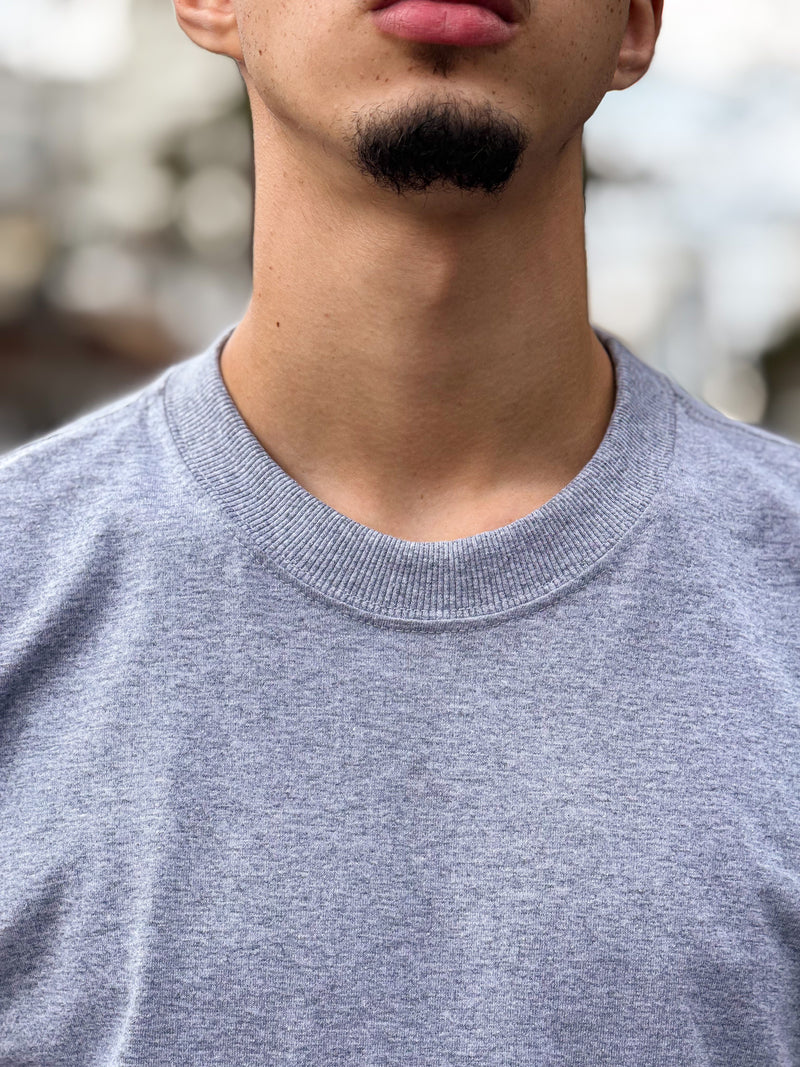 Camiseta Oversized Cinza