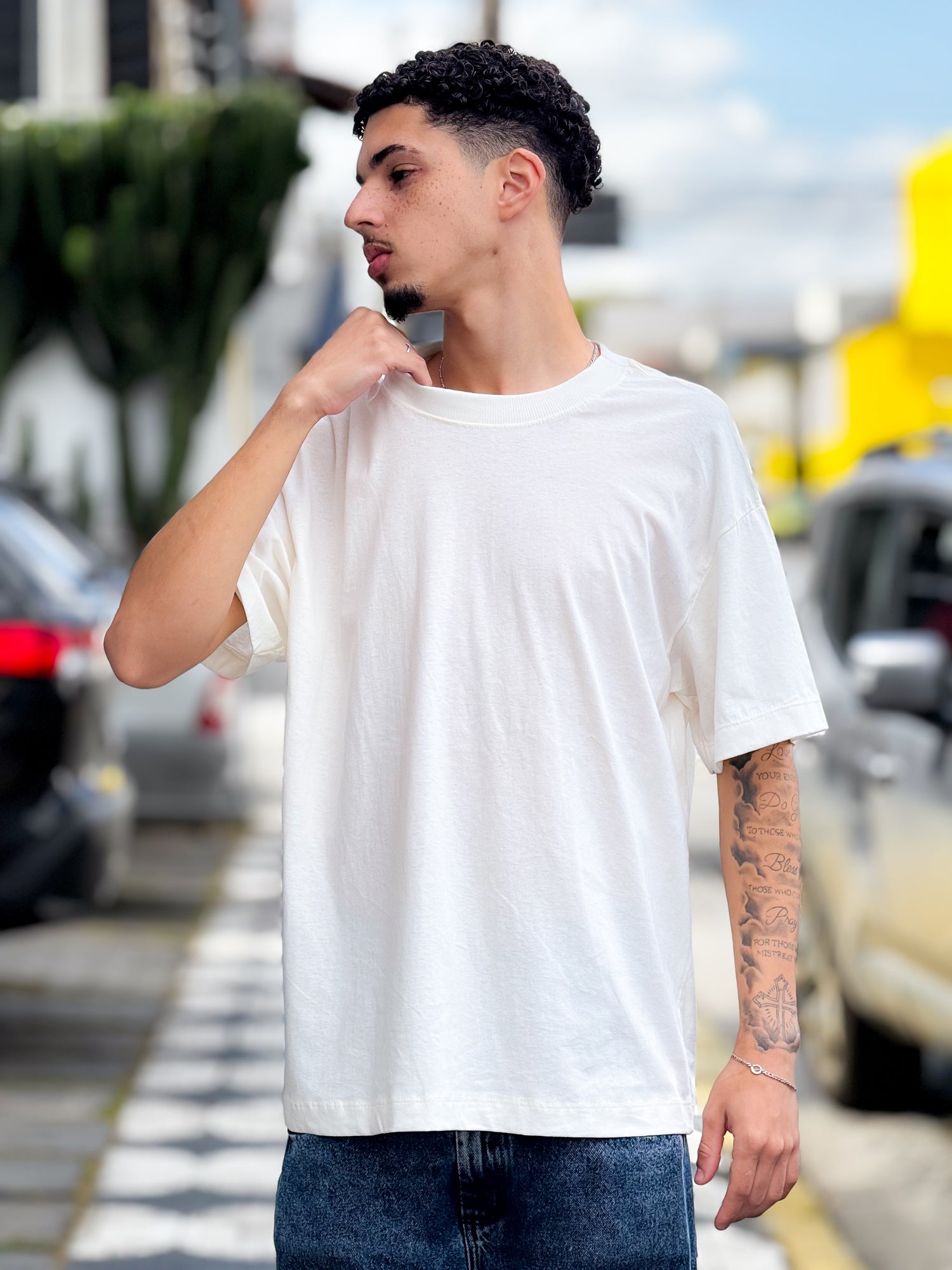 Camiseta Oversized Off White