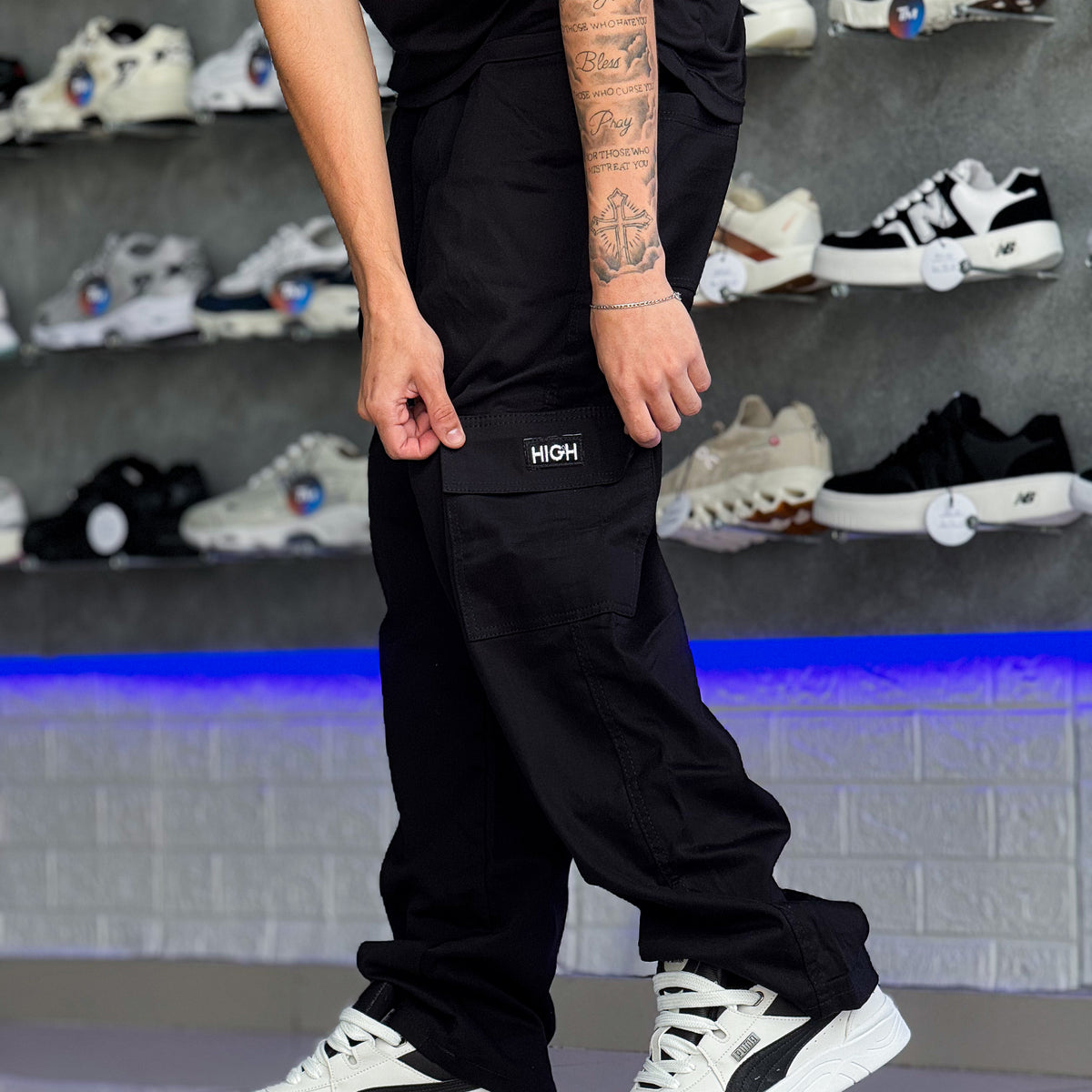 Calça Cargo Preta