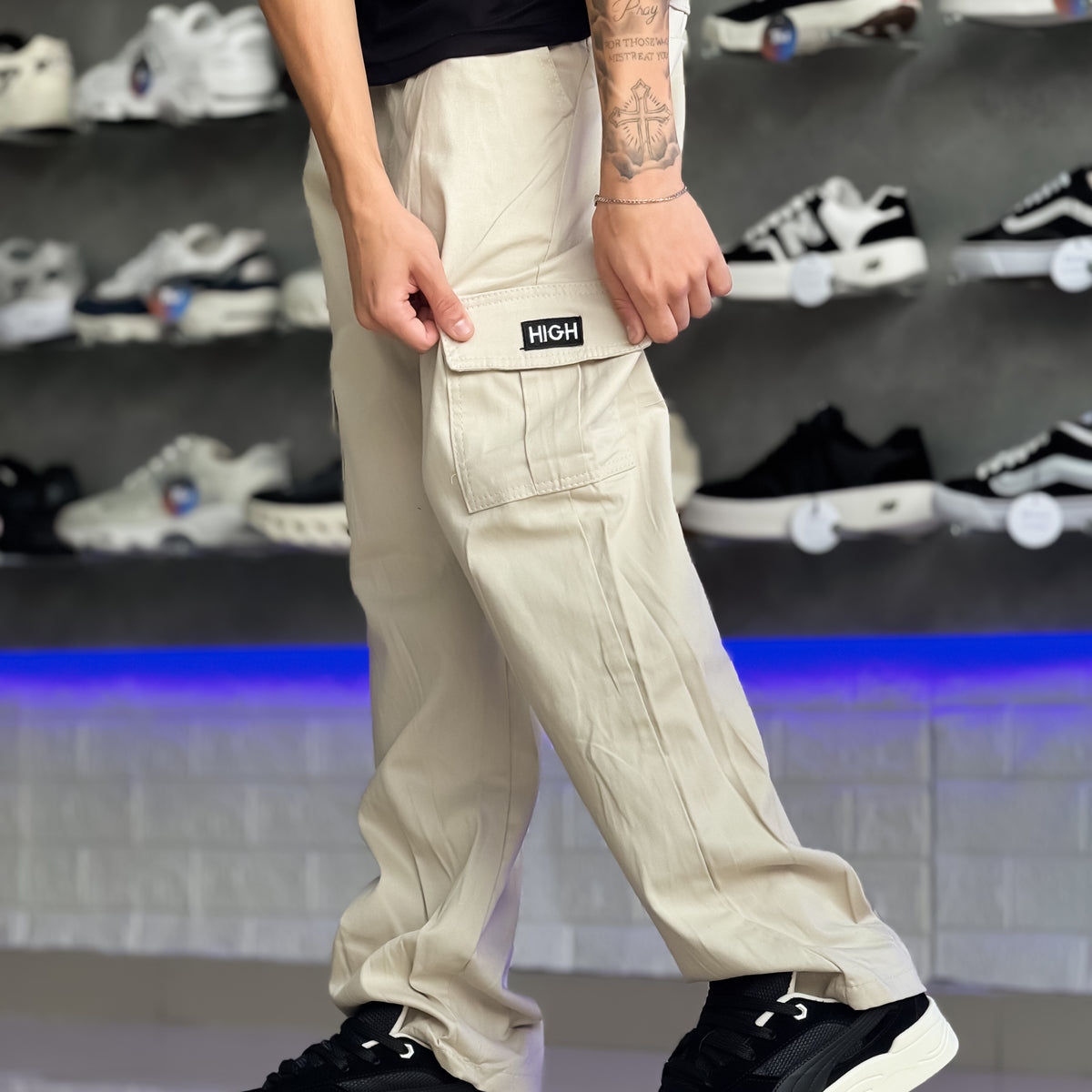 Calça Cargo Bege