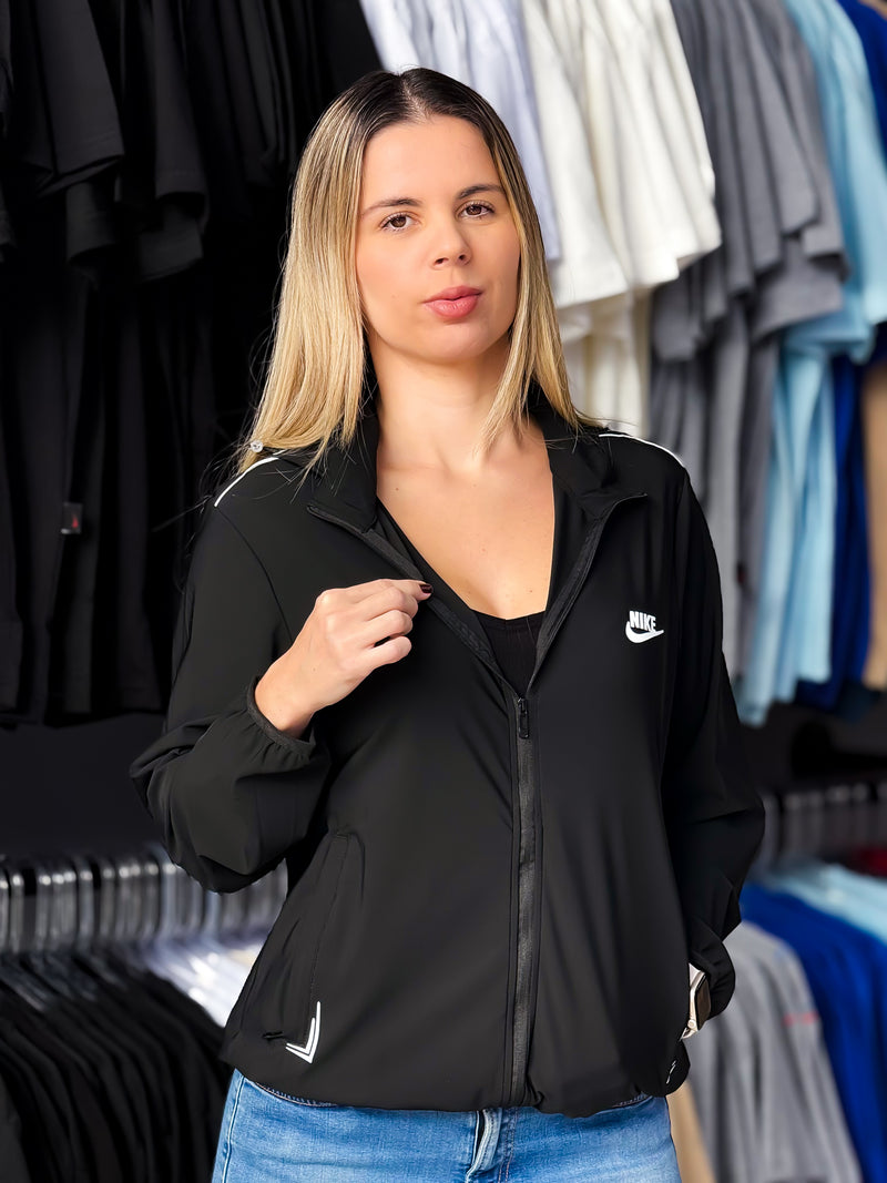 Corta Vento Feminino Preto