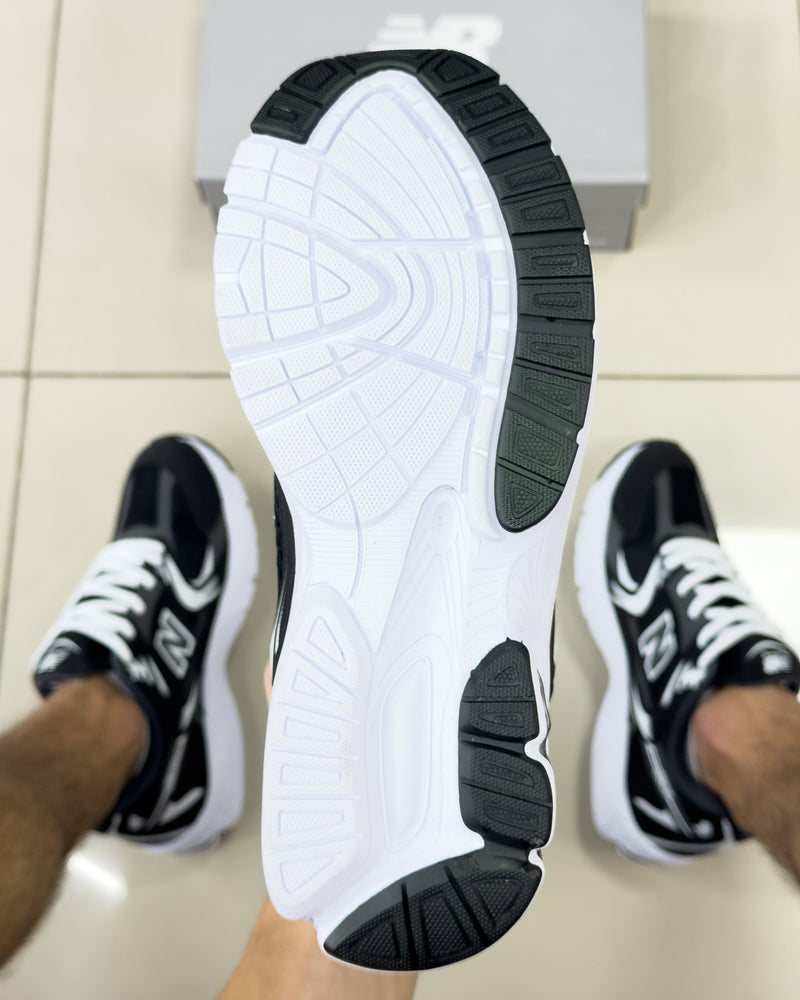 NB 530 Preto/Branco Premium