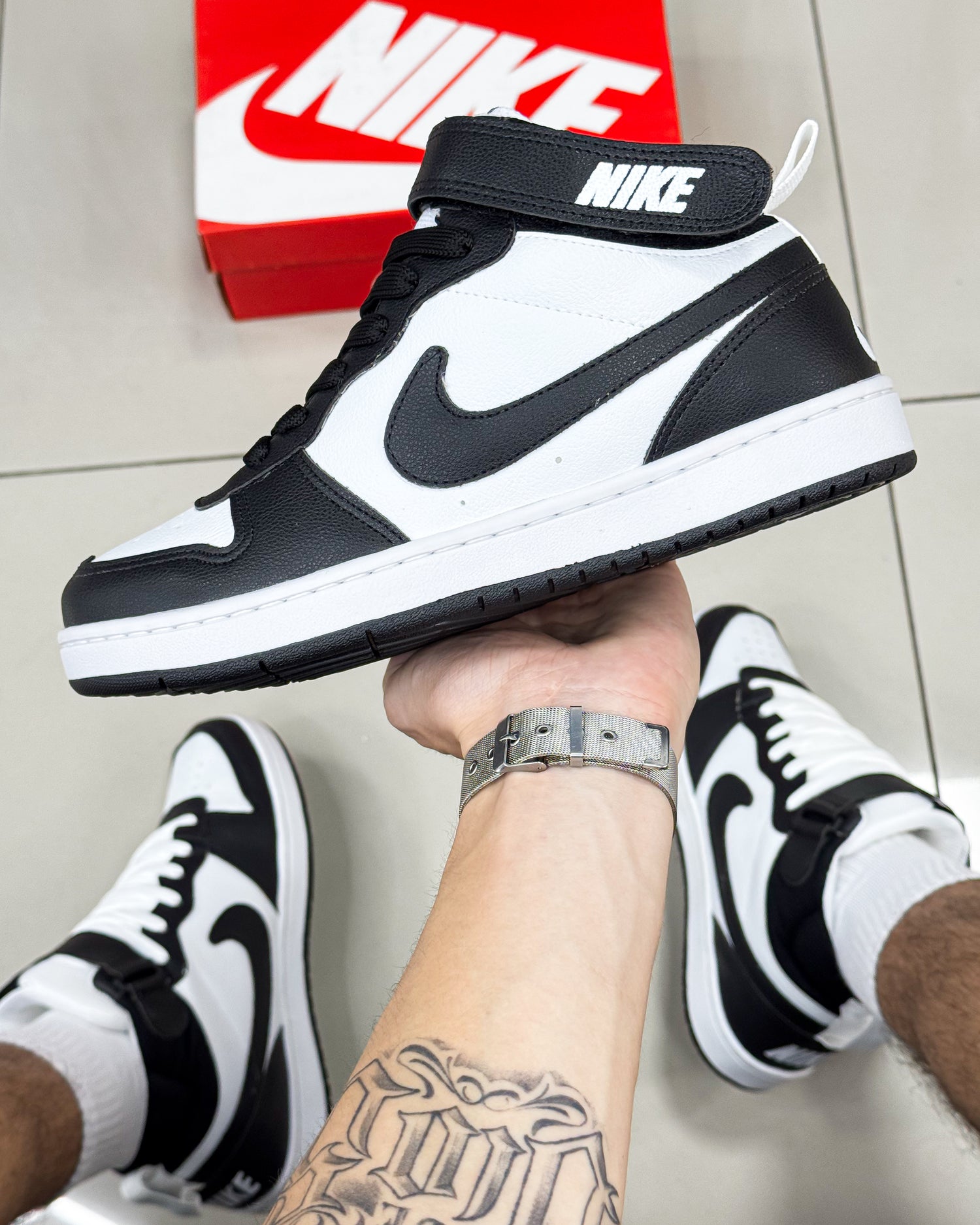 Borough Mid Branco/Preto Premium